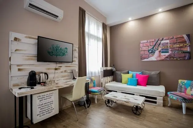 Deluxe Dört Kişilik Oda