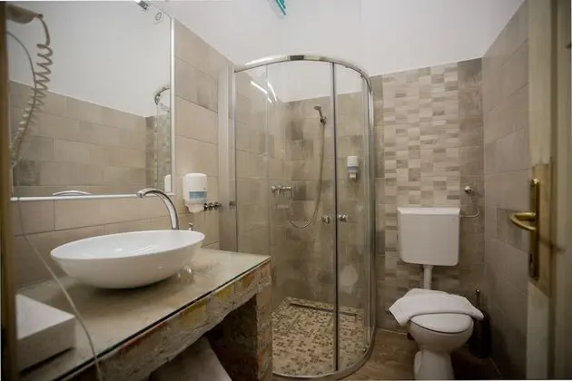 Deluxe Dört Kişilik Oda