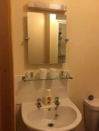 İki Ayrı Yataklı Oda (Room 2)