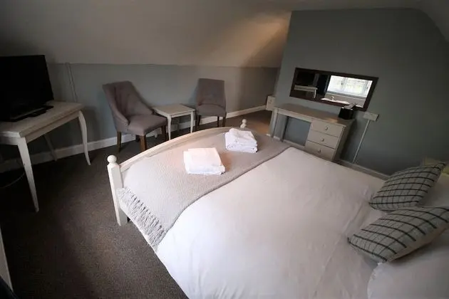 Standard Tek Büyük Yataklı Oda, Banyolu/Duşlu