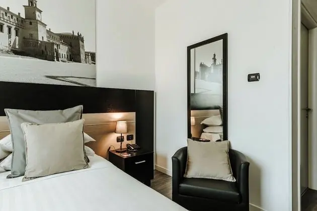 Superior Tek Büyük Yataklı Oda