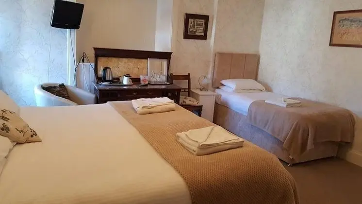 Dört Kişilik Oda