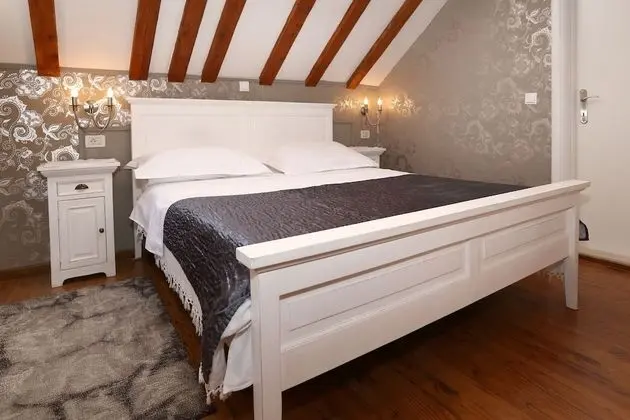 Superior Tek Büyük Yataklı Oda