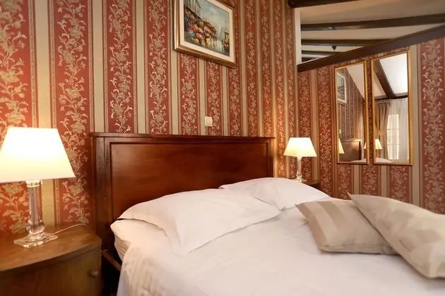 Superior Tek Büyük Yataklı Oda