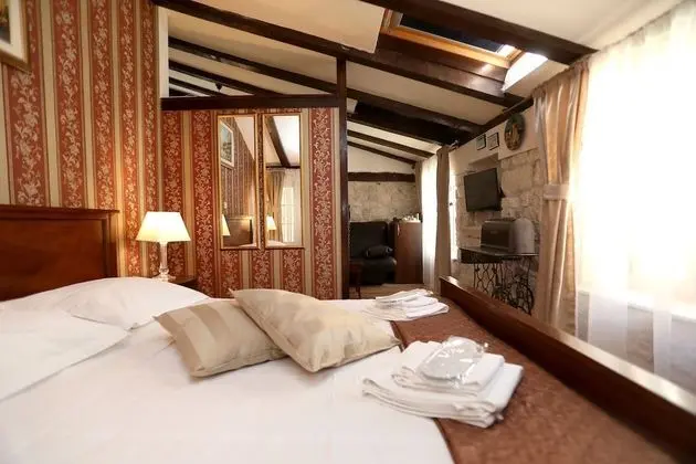 Superior Tek Büyük Yataklı Oda