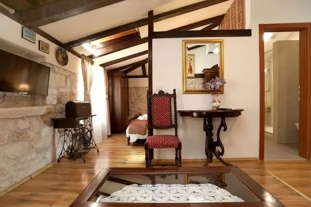 Superior Tek Büyük Yataklı Oda