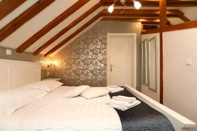 Superior Tek Büyük Yataklı Oda