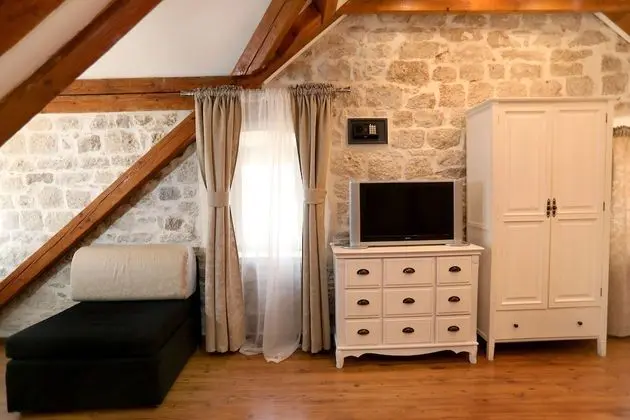 Superior Tek Büyük Yataklı Oda