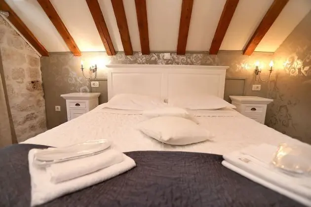 Superior Tek Büyük Yataklı Oda