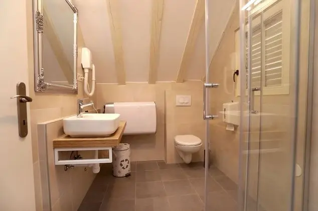 Superior Tek Büyük Yataklı Oda