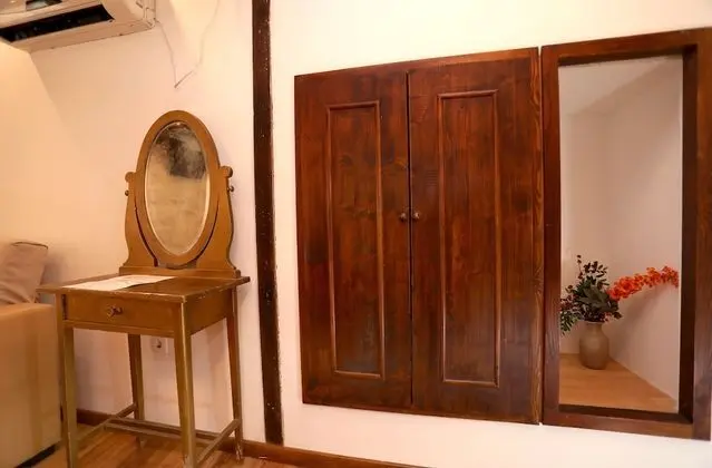 Tek Büyük Yataklı Oda