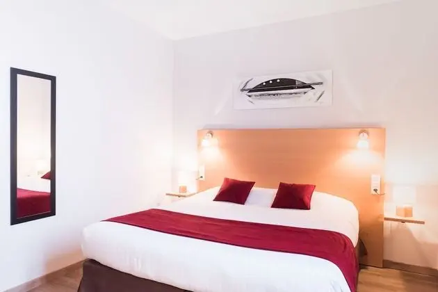 Comfort Tek Büyük Yataklı Oda (Valley view)