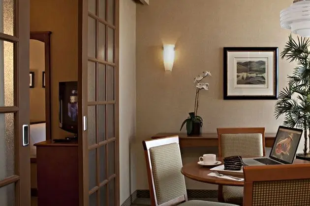Executive Süit (Breakfast for up to 2 adults)