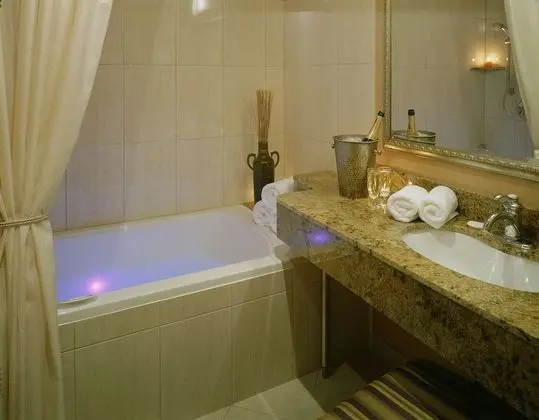Executive Süit (Breakfast for up to 2 adults)
