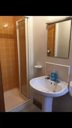 Tek Büyük veya İki Ayrı Yataklı Oda, Birden Çok Yatak