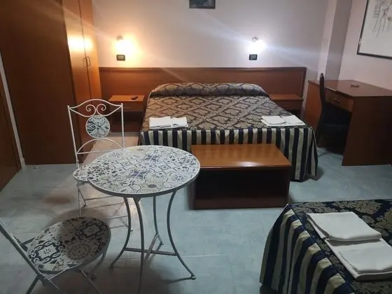 Dört Kişilik Oda