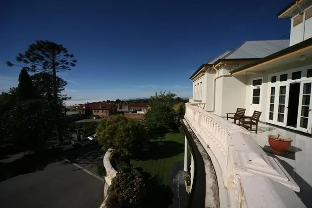 Premier Oda, Balkon