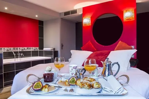 Deluxe Tek Büyük Yataklı Oda, 1 En Büyük (King) Boy Yatak, Üzüm Asması Manzaralı