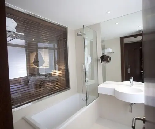 Standard Tek Büyük veya İki Ayrı Yataklı Oda