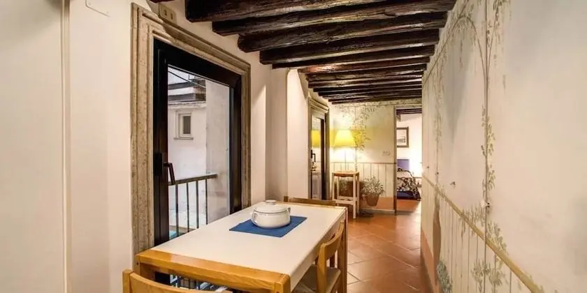 Apart Daire, 1 Yatak Odası, Sigara İçilmez