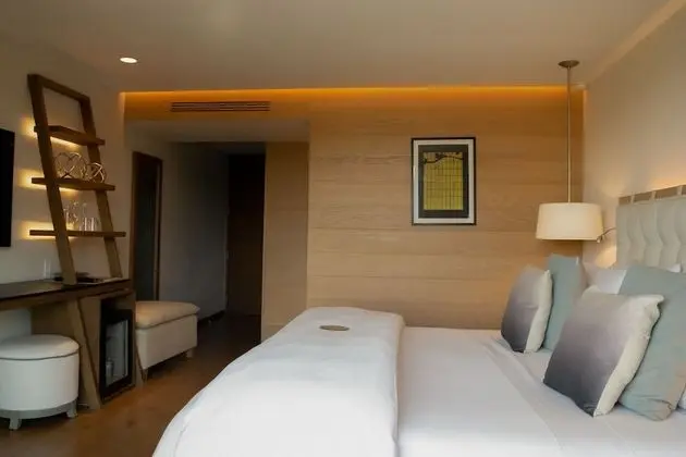 Standard Oda, 1 En Büyük (King) Boy Yatak, Şehir Manzaralı (Essential King Room)