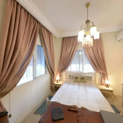 Comfort Oda, 1 Büyük (Queen) Boy Yatak, Bahçe Manzaralı