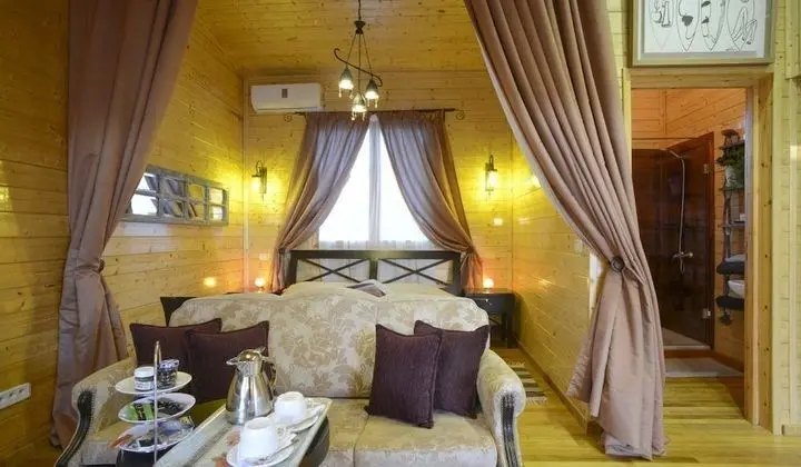 Deluxe Süit, 1 Büyük (Queen) Boy Yatak, Bahçe Manzaralı