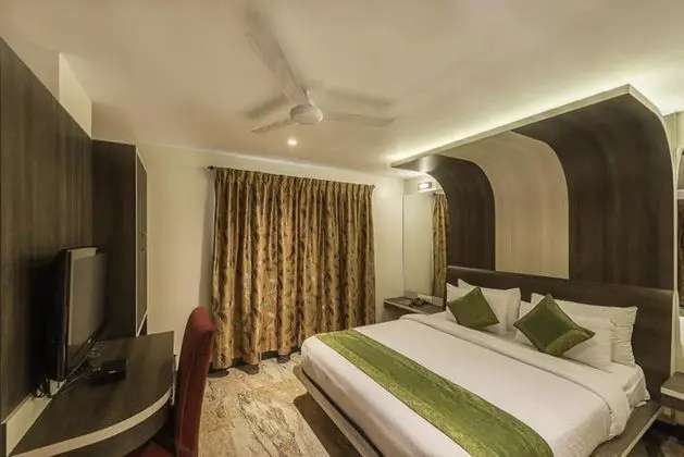 Luxury Tek Büyük Yataklı Oda