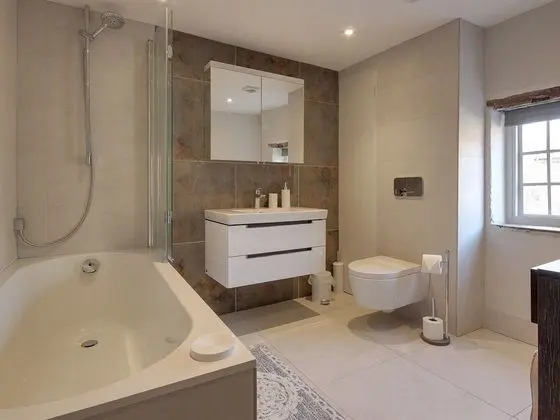 Deluxe Kır Evi, Özel Banyo
