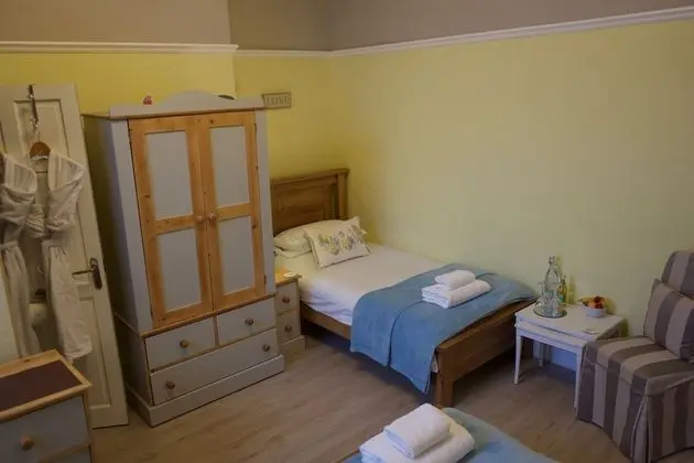 Family Üç Kişilik Oda, Banyolu/Duşlu