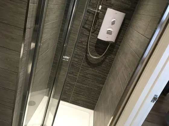 Luxury Tek Büyük Yataklı Oda, Banyolu/Duşlu