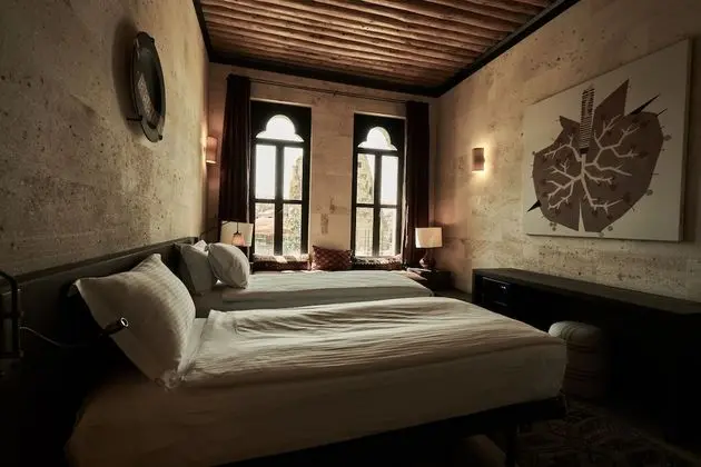 Deluxe Room, 1 Queen Bed (Masonry)