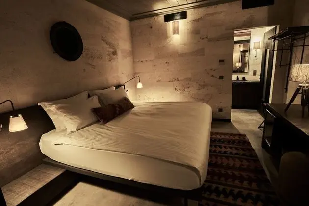 Superior Room, 1 Queen Bed (Masonry)