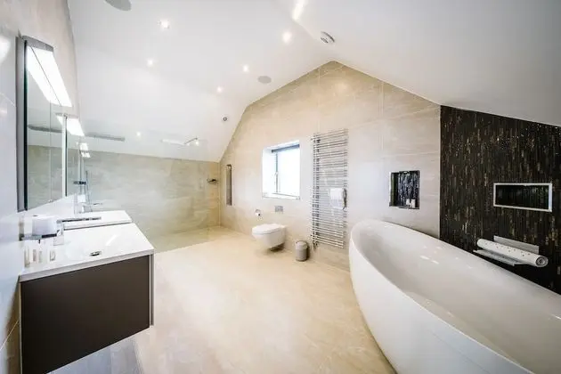 Luxury Ev, Banyolu/Duşlu