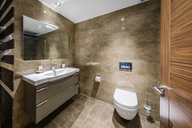 Luxury Ev, Banyolu/Duşlu