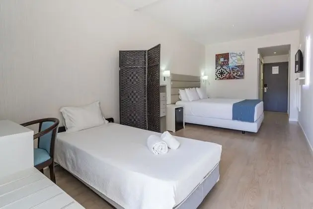 Standard Üç Kişilik Oda, Kısmi Deniz Manzaralı