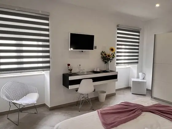 Comfort Tek Büyük Yataklı Oda