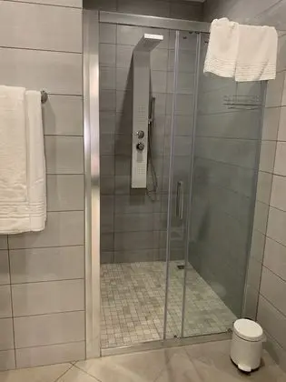 Economy Tek Büyük Yataklı Oda