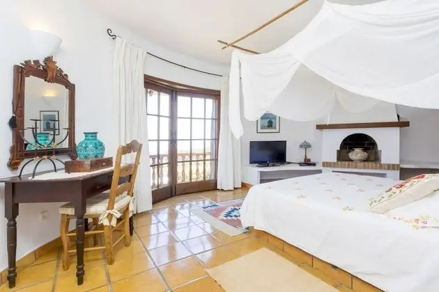 Villa, 4 Yatak Odası, Kişiye Özel Havuzlu