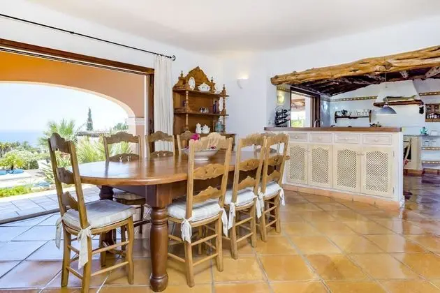 Villa, 4 Yatak Odası, Kişiye Özel Havuzlu