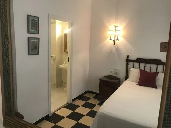 Tek Kişilik Oda