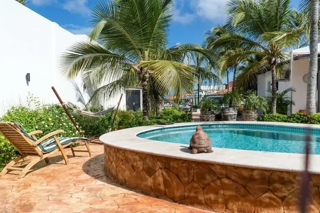 Garden Apartment with Pool