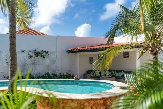 Garden Apartment with Pool