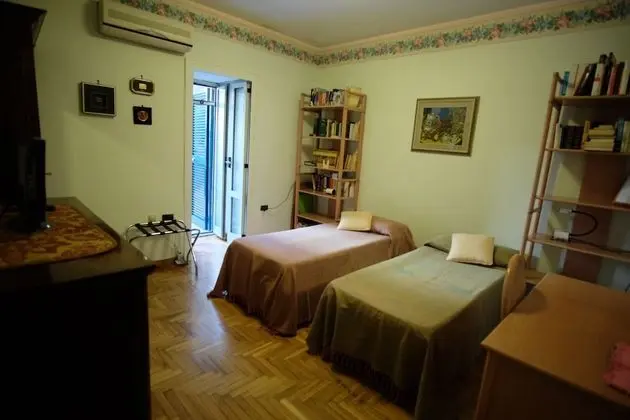 Tek Büyük veya İki Ayrı Yataklı Oda