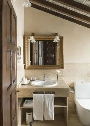 Deluxe Tek Büyük Yataklı Oda (Alhambra View)