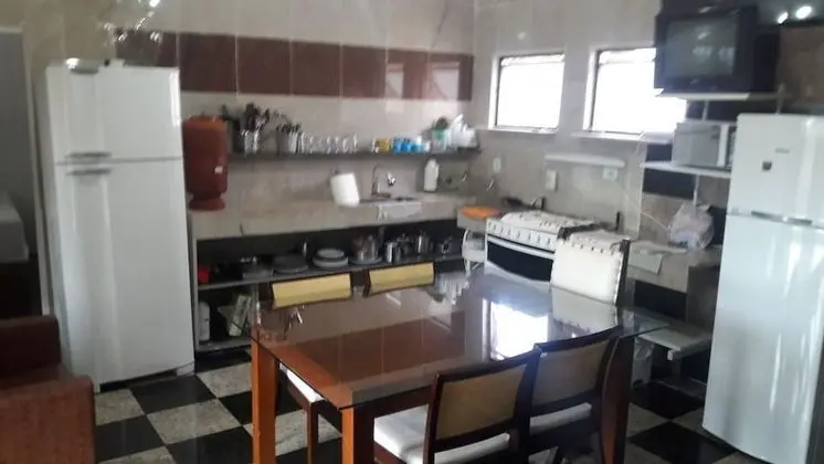 Casa até 9 pessoas 2 suites e cozinha
