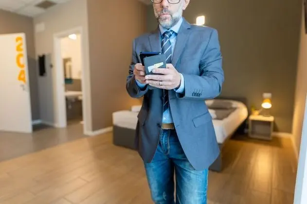 Tek Kişilik Oda, 1 Tek Kişilik Yatak, Sigara İçilmez