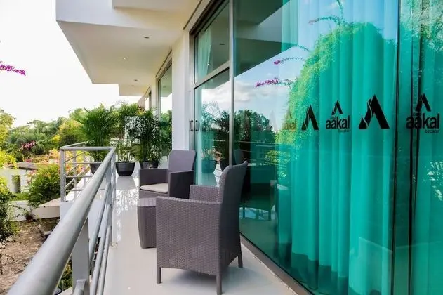 Tek Büyük Yataklı Oda, Balkon
