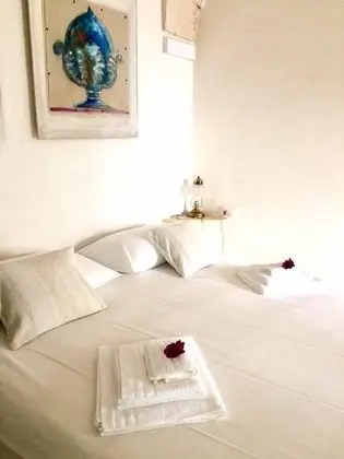 Tek Büyük veya İki Ayrı Yataklı Oda, Veranda, Zemin Kat