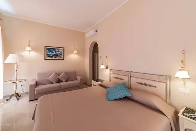 Junior Süit, 1 Büyük (Queen) Boy Yatak, Teras